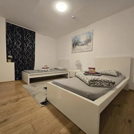 Aldrans With 3 Bedrooms * インスブルック